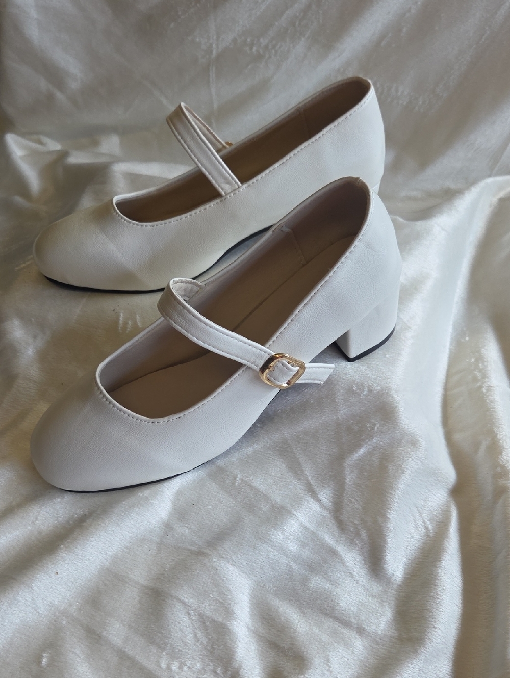 White Mary Jane Block Heel Pumps with Buckle Strap